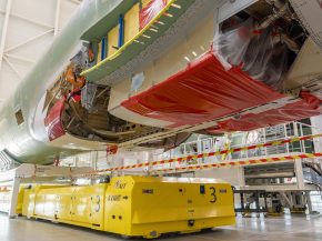 
Airbus a confirmé la livraison de 89 avions commerciaux en juin 2026, portant son total du premier semestre à 351 appareils, so