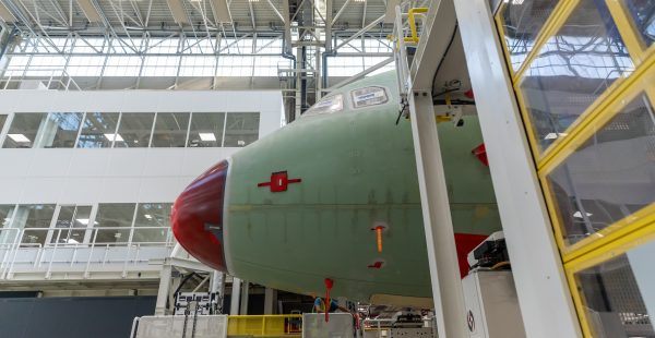 
Avec&nbsp;60 avions commerciaux livrés en mars 2026, soit&nbsp;11 de moins qu’en mars 2025,&nbsp;Airbus&nbsp;signe un début d