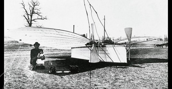 
Histoire de l’aviation – 14 août 1901. Une performance inédite va être réalisée en ce mercredi 14 août 1901 dans le c
