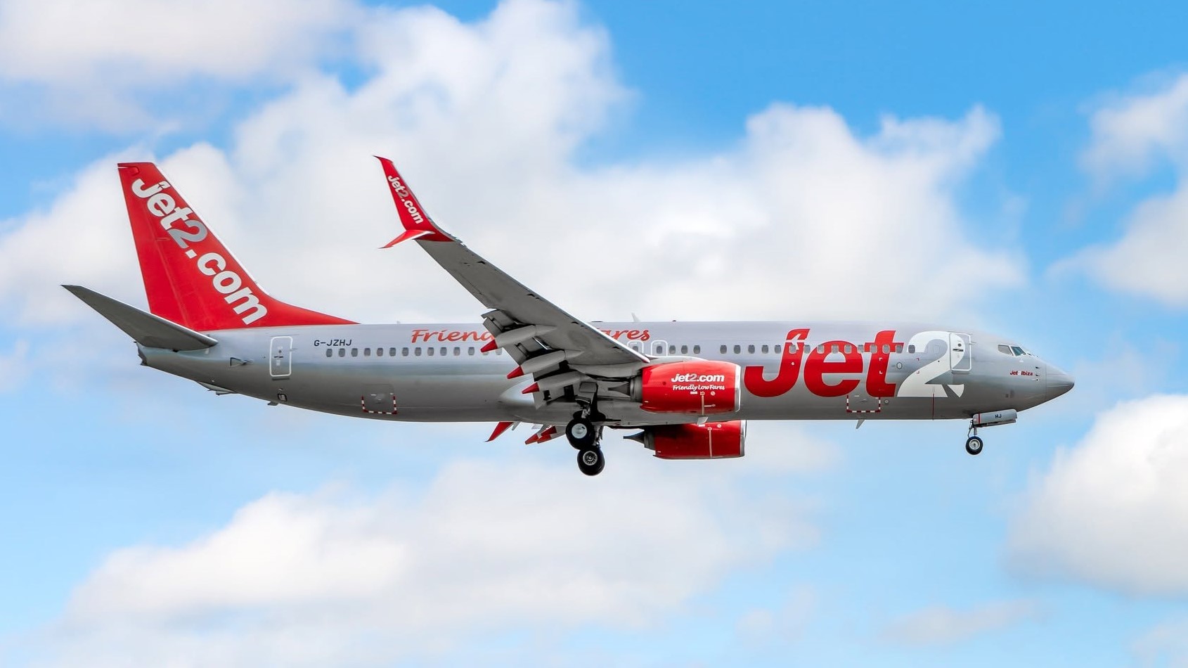Jet2 fait tomber les sièges : un Boeing 737 de 189 à 76 places pour les VIP 1 Air Journal Jet2 fait tomber les sièges : un Boeing 737 de 189 à 76 places pour les VIP 1 Air Journal