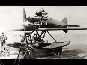 
Histoire de l’aviation – 30 mars 1928. Un nouveau record aérien est établi en ce vendredi 30 mars 1928 dans le ciel itali