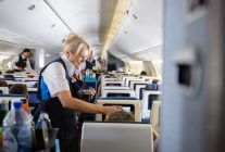 Les passagers d’un vol KLM entre Amsterdam-Schiphol et Johannesburg ont eu une interlocutrice inhabituelle en cabine : Marjan Ri