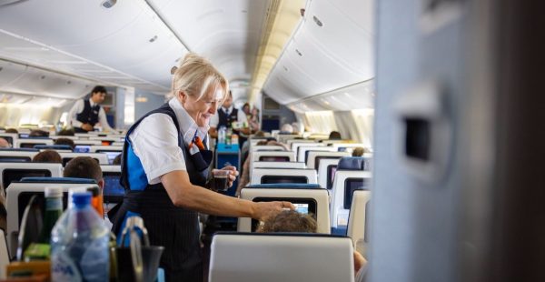 Les passagers d’un vol KLM entre Amsterdam-Schiphol et Johannesburg ont eu une interlocutrice inhabituelle en cabine : Marjan Ri