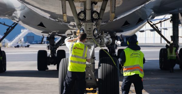 




Boeing prévoit un marché mondial des services aéronautiques de 4 900 milliards de dollars et une demande de plus de 2,4 mi