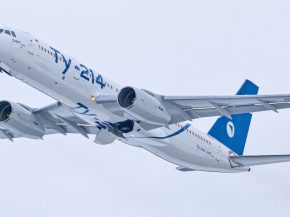 
Le régulateur aérien russe Rosaviatsia a homologué une version modernisée du Tupolev Tu‑214 équipée exclusivement de syst