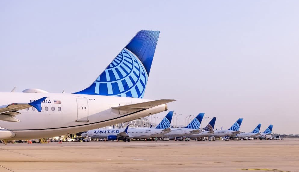 Dormir (presque) à plat en économique : United lance ses rangées‑canapés Relax Row 1 Air Journal