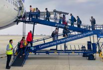 
Trois semaines après le début de la guerre au Moyen-Orient, les deux principaux transporteurs indiens, IndiGo et Air India, sol