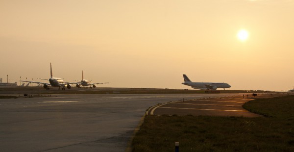 
La gestion de l’espace aérien européen devrait être adaptée afin d’optimiser les itinéraires de vol, de réduire les ret