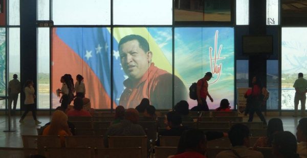 


Les suspensions en série de vols par les compagnies aériennes étrangères ont pratiquement isolé le Venezuela du reste du m