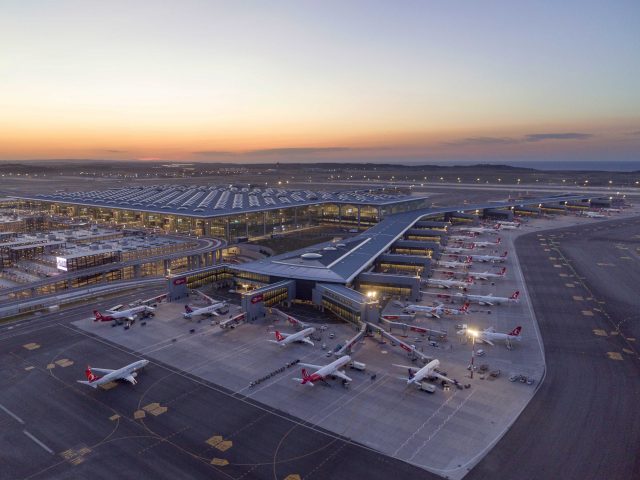 Londres-Heathrow dépassé par Istanbul : la troisième piste londonienne remise au centre du jeu