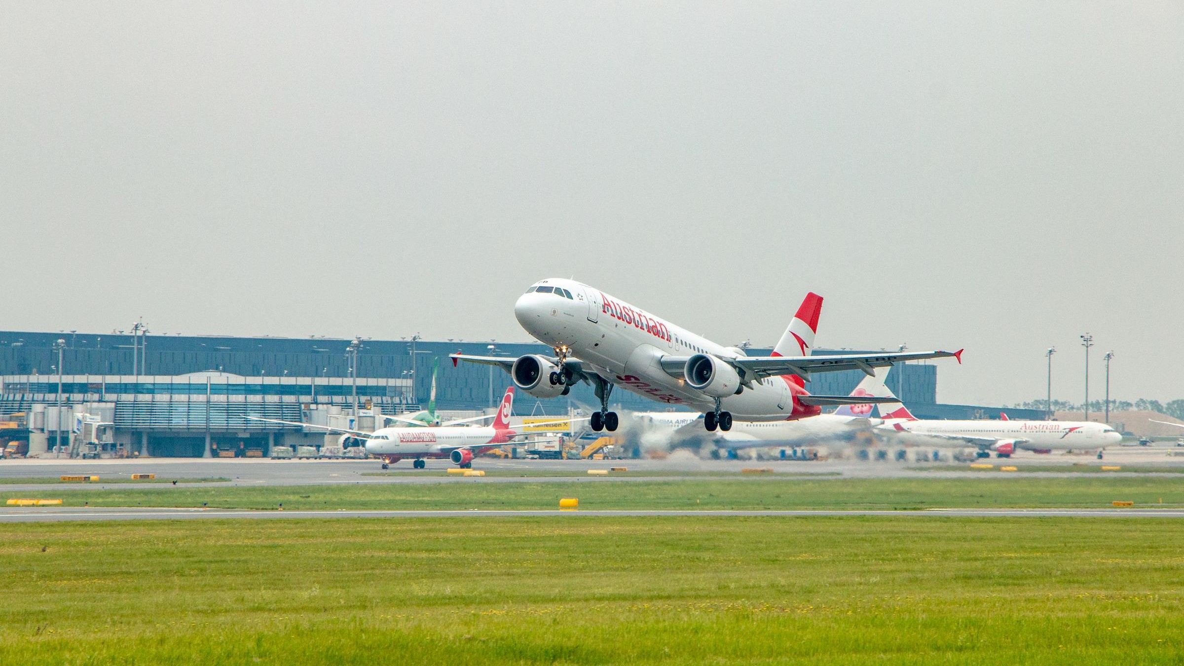 L’aéroport de Vienne  boucle 2025 sur un trafic record malgré l’abandon de la troisième piste 1 Air Journal