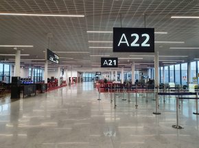 
La Direction générale de l aviation civile (DGAC) a requis l annulation de 20% des vols dans les aéroports de Paris-Orly, Mars