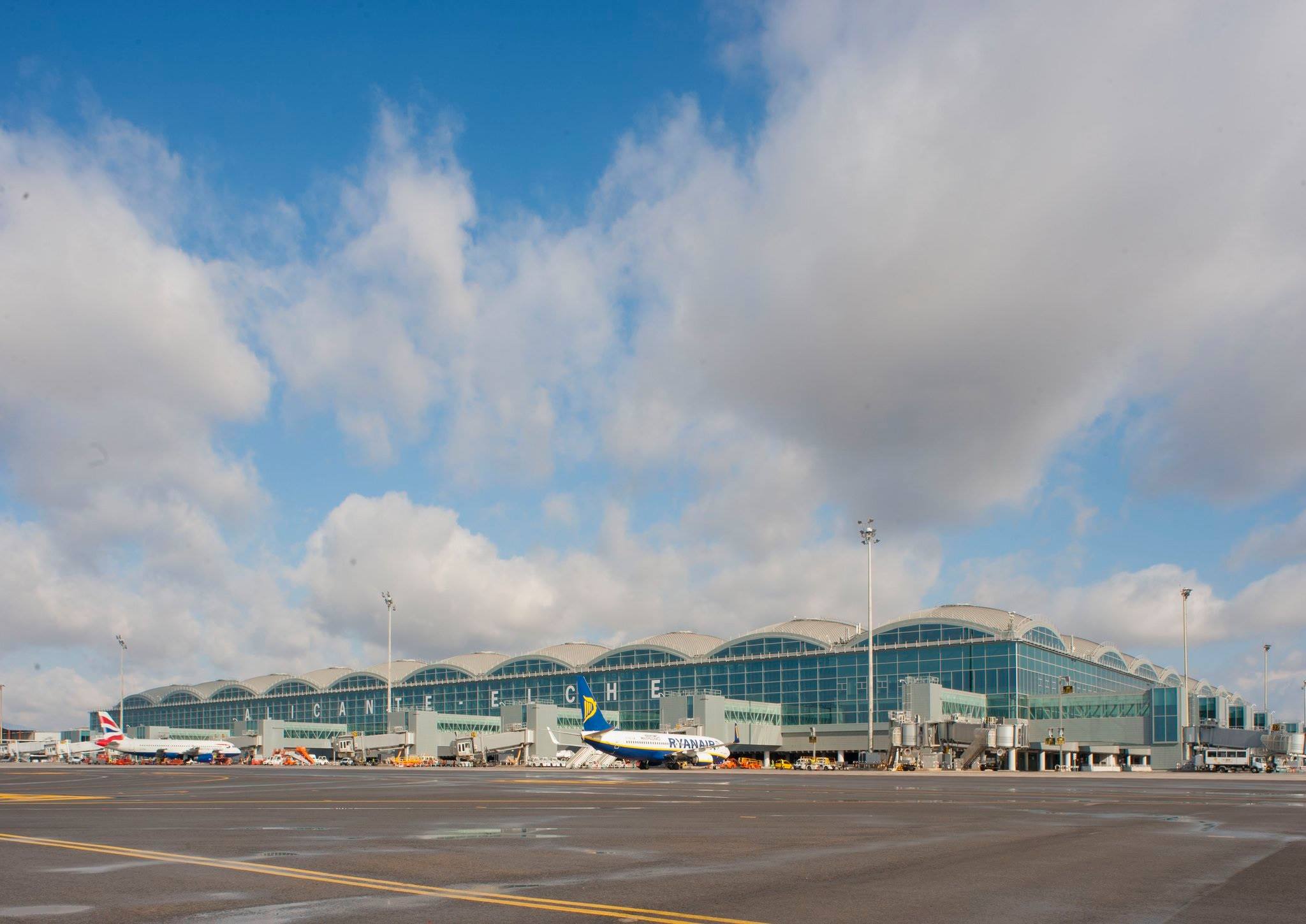 Une base saisonnière à Alicante pour easyJet 11 Air Journal