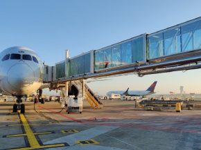 
Le trafic aérien européen a franchi cet été un cap symbolique en dépassant son niveau d’avant la crise sanitaire de 2019, 
