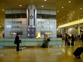 
Les vols à destination et en provenance d’Israël ont fortement chuté au cours des trois derniers mois de 2023 en raison du c