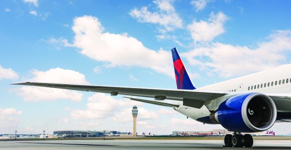 
Delta Air Lines a confirmé avoir entrepris un vaste remplacement de pièces moteurs affectant plus de 300 Airbus A320, après un