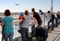 
Les aéroports allemands sonnent l’alerte : jusqu’à 20 millions de passagers pourraient voir leurs vols annulés cet été e