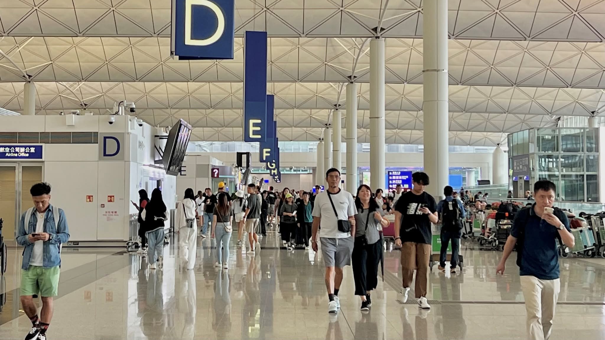 Bilan 2025 : les grandes compagnies américaines dominent, l'Asie‑Pacifique et le Moyen‑Orient s’envolent 1 Air Journal