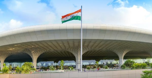 
Le conglomérat indien Adani prévoit d’investir environ 15 milliards de dollars dans l’expansion de son réseau aéroportuai