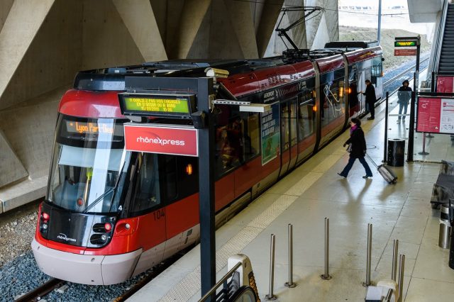 Rhônexpress : 31 millions d'euros d'indemnités pour la résiliation du contrat 1 Air Journal Rhônexpress : 31 millions d'euros d'indemnités pour la résiliation du contrat 1 Air Journal