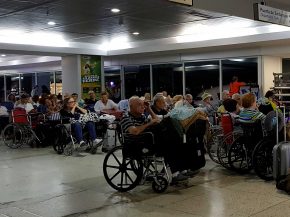 
Les autorités égyptiennes ont ordonné la révocation des licences de seize sociétés touristiques et le renvoi de leurs respo