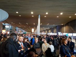 Le problème des bagages abandonnés est un problème majeur chez ADP qui a mis en place une nouvelle procédure, en expérimentat