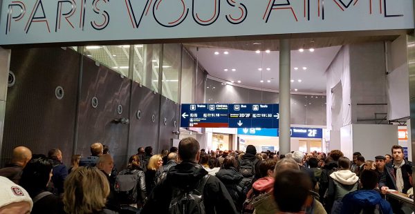 Paris Aéroport (ADP, Aéroports de paris) a accueilli un total de 101,5 millions de passagers en 2017, soit une hausse de 4,5 % p