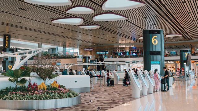 Près de 70 millions de voyageurs : l’aéroport de Singapour-Changi dépasse enfin son niveau d’avant‑Covid