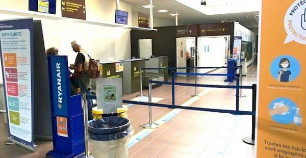 
Lea vingtaine d employés de l aéroport Dinard-Bretagne (appelé aussi Pleurtuit-Dinard) ont reçu leur lettre de licenciement, 