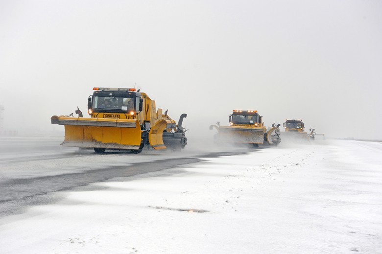 air-journal aeroports de paris roissy chasse neige