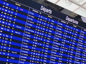 
Les aéroports de Paris-Charles de Gaulle et Paris-Orly ont accueilli 10,08 millions de passagers en août 2026, soit 3,2% de moi