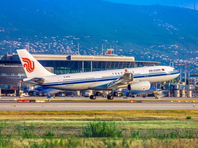 Nice-Côte d'Azur accueille le premier vol en provenance de Chine (photo) 2 Air Journal