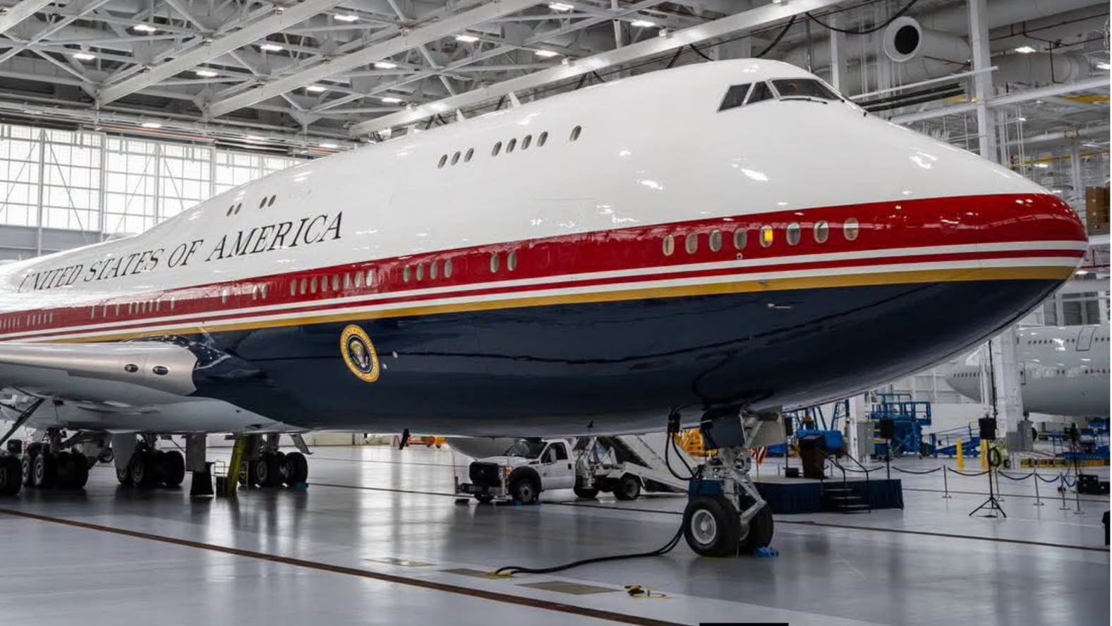 Air Force One : fin de carrière pour le VC‑25A, un 747 qatari assure l’interim en attendant le VC‑25B 1 Air Journal Air Force One : fin de carrière pour le VC‑25A, un 747 qatari assure l’interim en attendant le VC‑25B 1 Air Journal