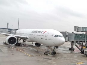 Un Boeing 777 d Air France en provenance de Paris-CDG s est posé hier à Shanghai-Pudong, marquant la timide reprise des vols de 