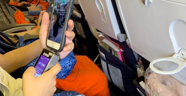 
Le mode avion sur un téléphone mobile est nécessaire pendant un vol, surtout au décollage et à l atterrissage, principalemen