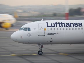 
La compagnie aérienne allemande Lufthansa a prolongé de cinq jours, jusqu au 18 avril, la suspension de ses vols à destination