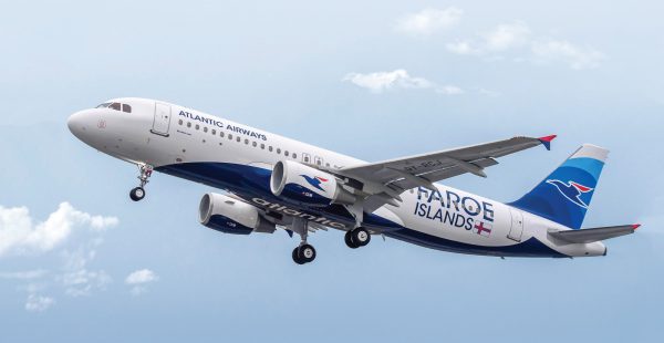 
Atlantic Airways, la compagnie aérienne nationale des îles Féroé, a inauguré mardi 22 août 2023 sa nouvelle liaison entre l