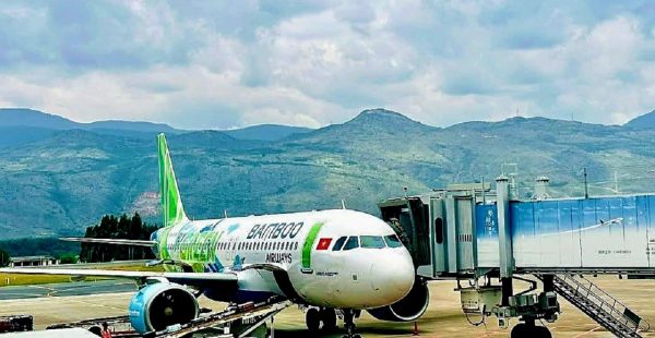 
Bamboo Airways traverse une nouvelle zone de fortes turbulences : la compagnie vietnamienne a cessé d’afficher des vols commer