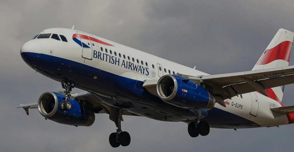 
British Airways va supprimer les petits-déjeuners chauds sur plusieurs liaisons européennes de courte et moyenne durée en clas