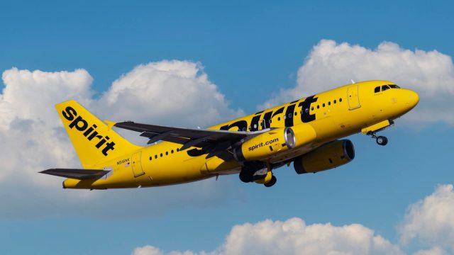 Castlelake se positionne sur Spirit Airlines, l’option Frontier Airlines s’éloigne