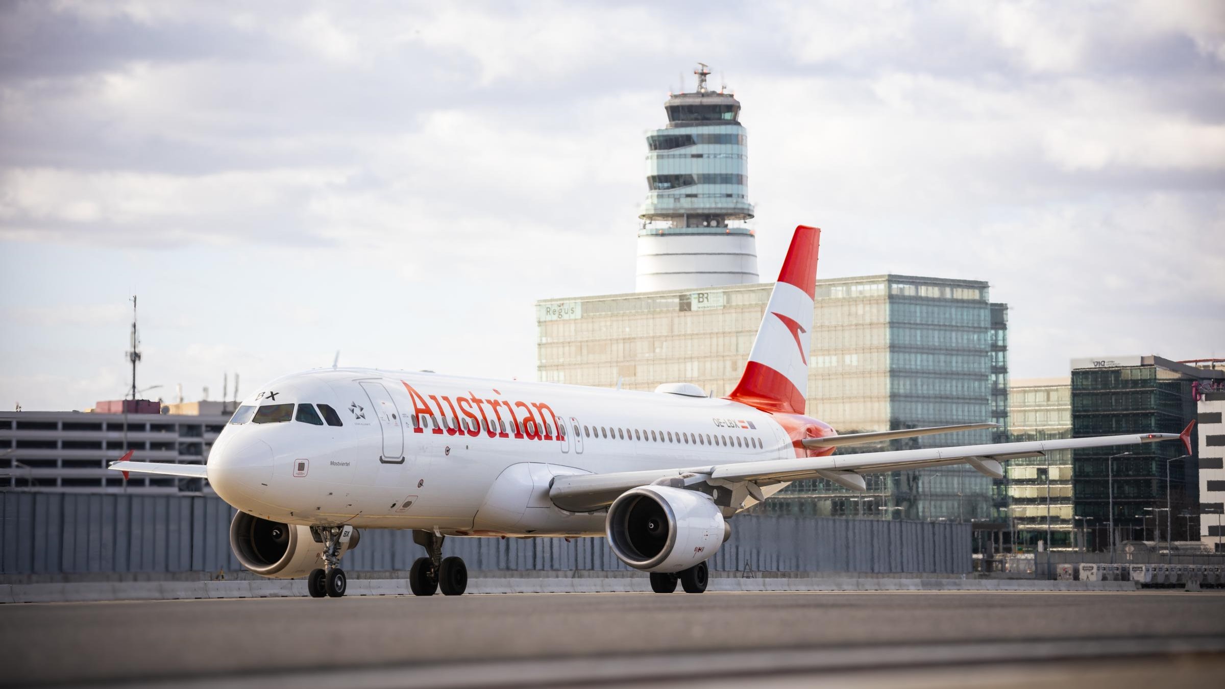 A Vienne, Austrian Airlines réduit la voilure après un semestre dans le rouge 1 Air Journal A Vienne, Austrian Airlines réduit la voilure après un semestre dans le rouge 1 Air Journal