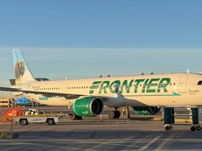 
Frontier Airlines a déposé plainte contre American Airlines devant un tribunal fédéral en Floride après une collision au sol