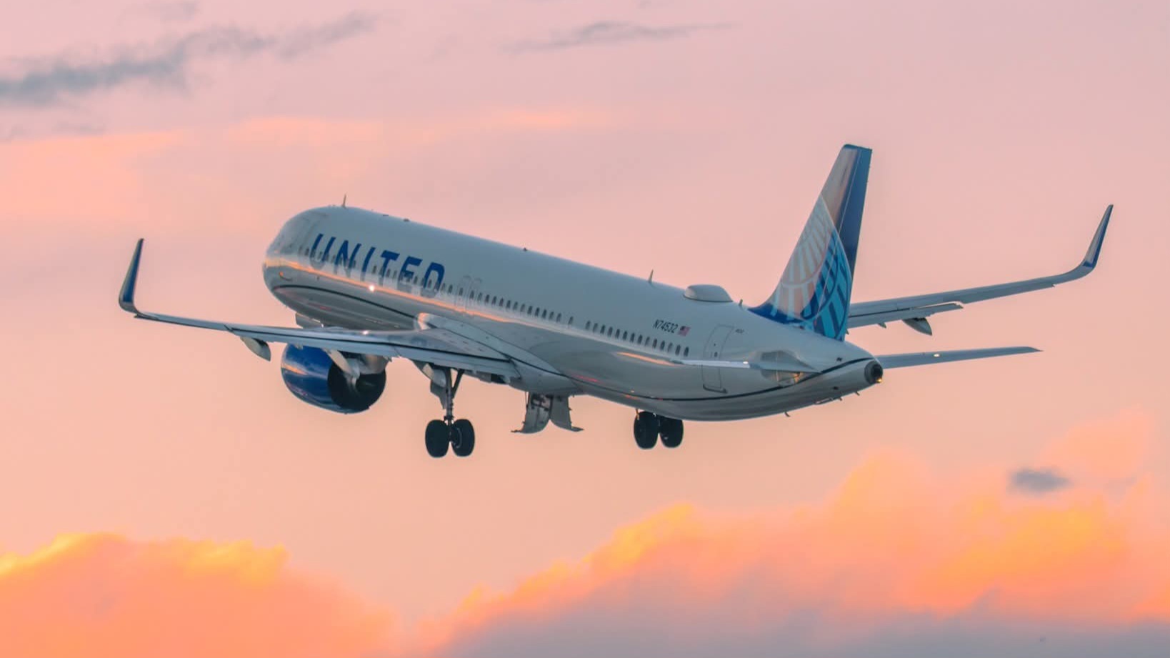 United généralise la précommande obligatoire de repas frais en classe économique