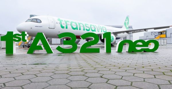 
Transavia France, low cost du groupe Air France-KLM, vient de prendre livraison d un premier Airbus A320neo dans le cadre d un gr