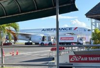 
Les contrôleurs aériens de l aéroport Tahiti-Faa’a sont en grève reconductible depuis la mi-novembre pour dénoncer une dé
