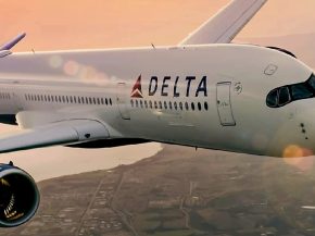 
Delta Air Lines a dévoilé, discrètement mais fermement, son intention de lancer à l’été 2027 une liaison quotidienne sans