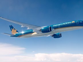 
Etihad Airways et Vietnam Airlines officialisent un partenariat stratégique associant partage de codes et avantages fidélité, 