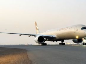 
À l’approche du Dubai Airshow, Etihad Airways s’apprêterait à renforcer sa flotte avec une nouvelle commande d’appareils