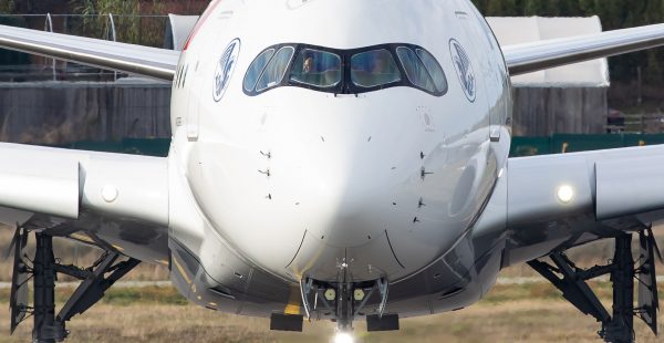 
Air France poursuit la modernisation de sa flotte et accueille son vingtième Airbus A350-900 baptisé   Angers ».
Le vingtièm