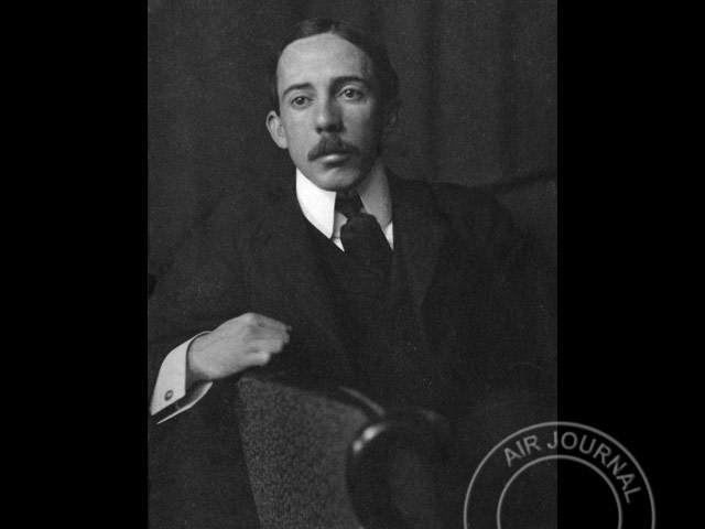 Le 12 novembre 1906 dans le ciel : Alberto Santos-Dumont vole sur plus de 200 m